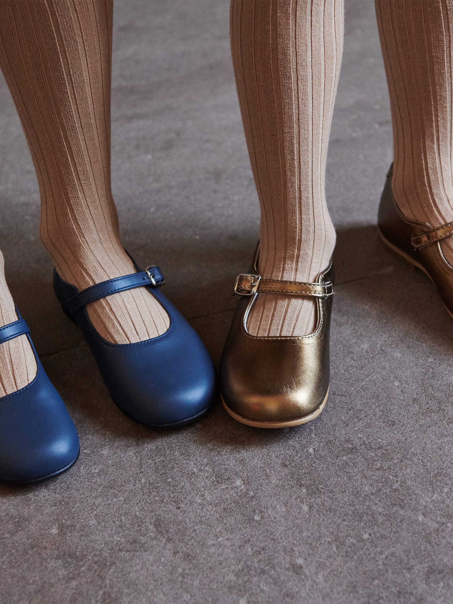 Blue leather sale mary jane shoes