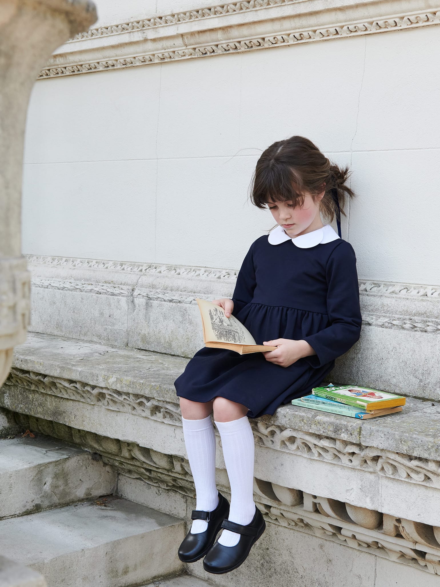 Little girl 2025 black shoes