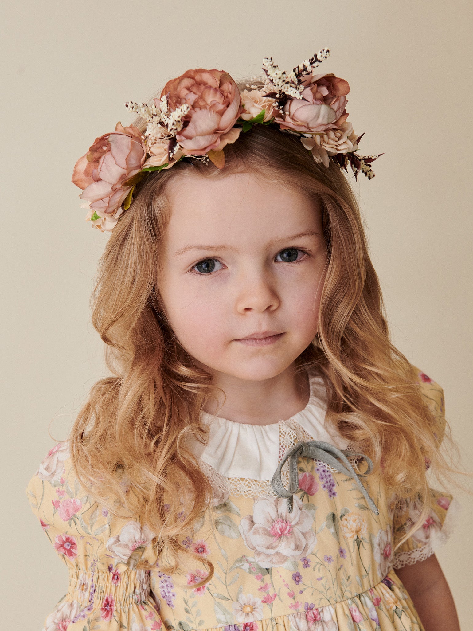 Pink flower hair clearance garland